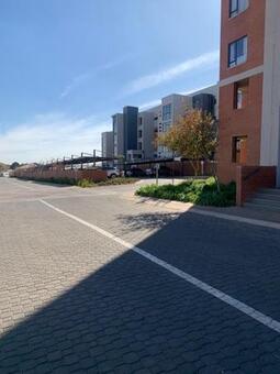 2 Bedroom Apartment in Waterkloof Ridge