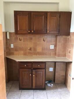 0.5 Bedroom Flat in Arcadia