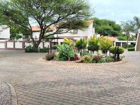 1 Bedroom Flat in Annlin