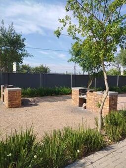 2 Bedroom Apartment in Dorandia