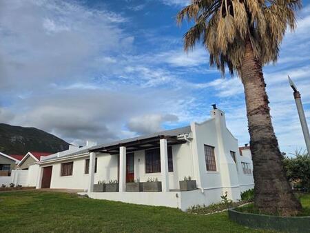 3 Bedroom House in Onrus