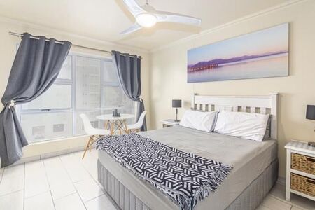 Studio Apartment in Bloubergrant