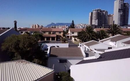 2 Bedroom Apartment in Table View