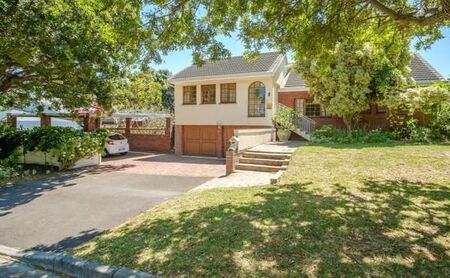 4 Bedroom House in Kreupelbosch