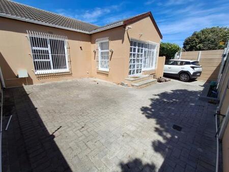 2 Bedroom House in Diep River