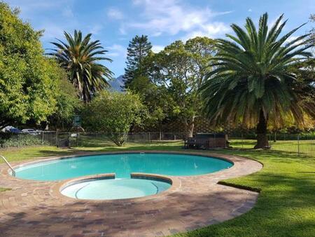 Studio Apartment in Claremont