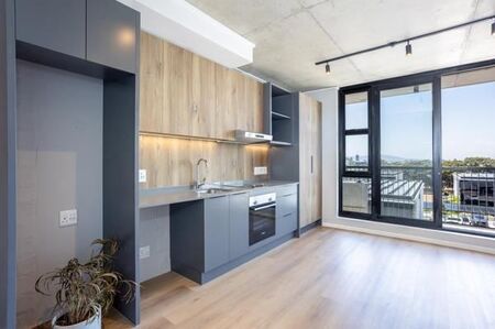 Studio Apartment in Observatory
