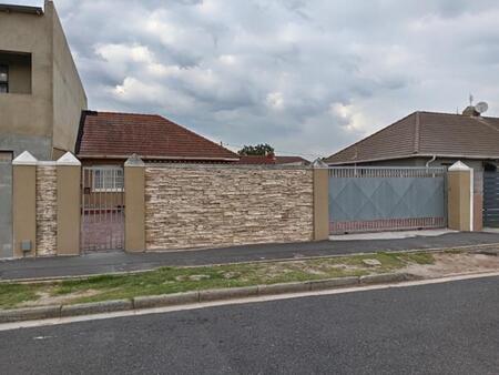 3 Bedroom House in Athlone