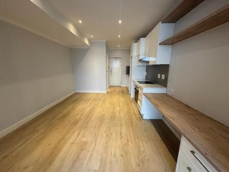 Studio Apartment in Observatory