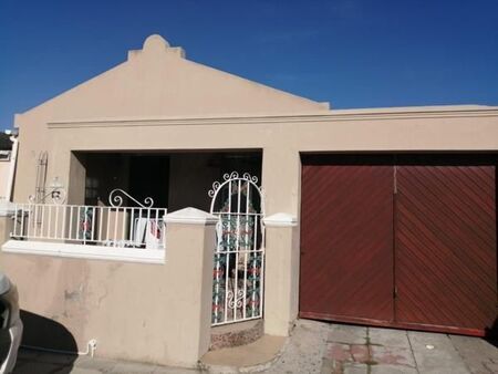 Studio apartment in Lotus River