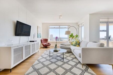 1 Bedroom Apartment in Fresnaye