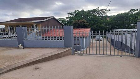 2 Bedroom semi-detached cottage to rent in Crossmoor, Chatsworth