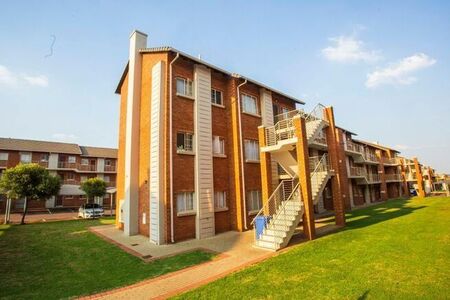 2 Bedroom apartment to rent in Monavoni, Centurion