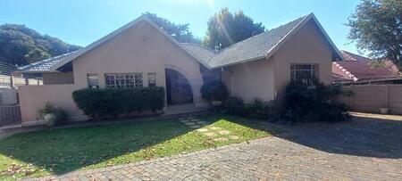 4 Bedroom House in Linden
