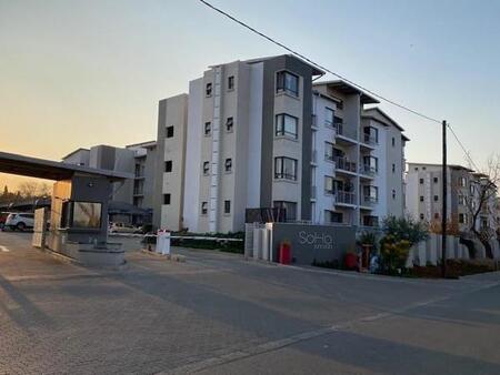 3 Bedroom Apartment in Broadacres