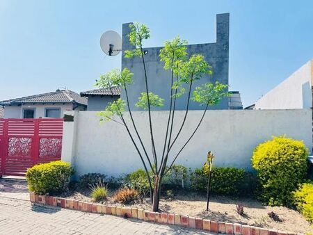 3 Bedroom House in Fourways