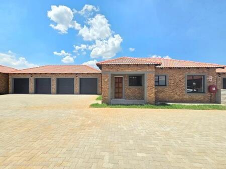 3 Bedroom Townhouse in Riversdale