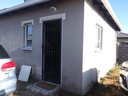 2 Bedroom House in Sharon Park