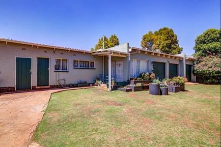 4 Bedroom House in Rhodesfield