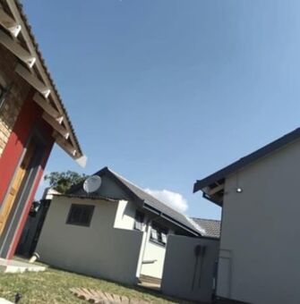 Bachelor apartment in Birchleigh