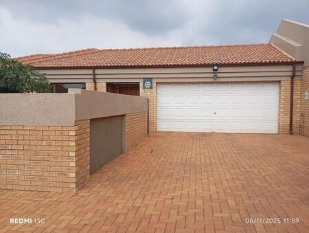 3 Bedroom House in Pomona