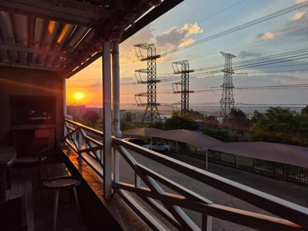 3 Bedroom Apartment in Sunnyrock