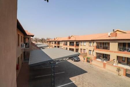 2 Bedroom Apartment in Kenleaf