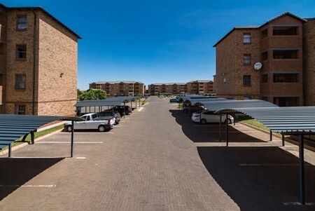 2 Bedroom Apartment in Heuweloord