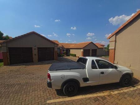 3 Bedroom Townhouse in Monavoni