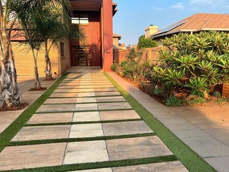 4 Bedroom House in Raslouw