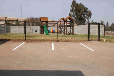 2 Bedroom Apartment in Raslouw