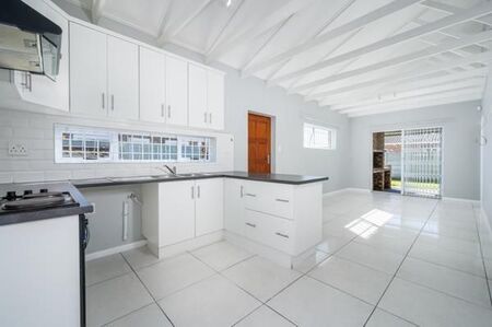 3 Bedroom House in Fairview