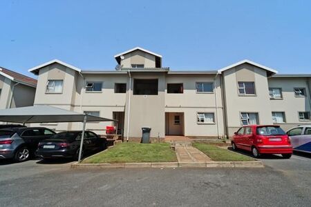 2 Bedroom Apartment in Beacon Bay