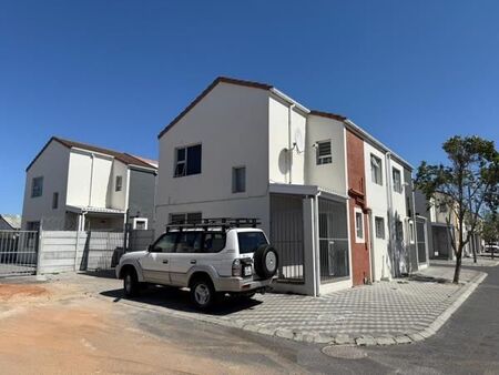 3 Bedroom House in Ruyterwacht