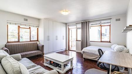Studio Apartment in Sea Point