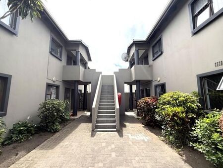 2 Bedroom Apartment in Arboretum
