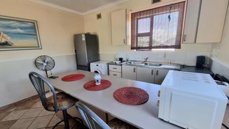 2 Bedroom Apartment in Umhlanga Rocks