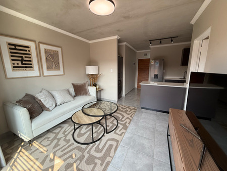 2 Bedroom Apartment in Sinoville