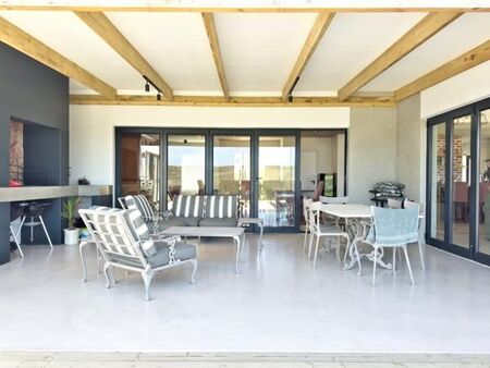 4 Bedroom House in Piesang Valley