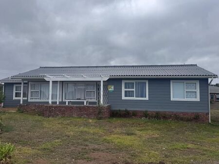 4 Bedroom House in Reebok