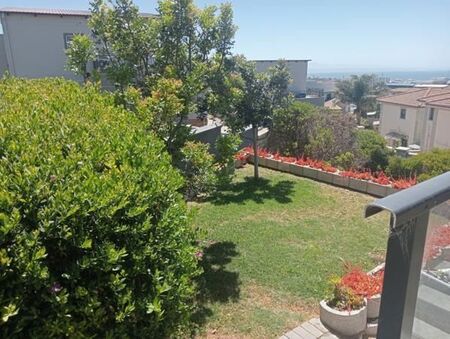 2 Bedroom Apartment in Island View