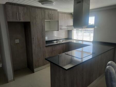 2 Bedroom Apartment in Parklands