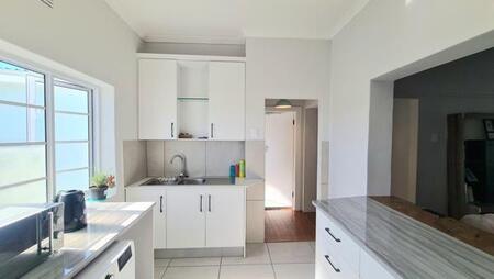 2 Bedroom Apartment in Claremont