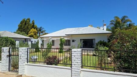 4 Bedroom house to rent in Robertson