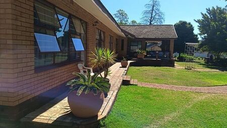 3 Bedroom house to rent in Carletonville Central