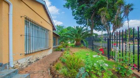 2 Bedroom house to rent in Hamberg, Roodepoort