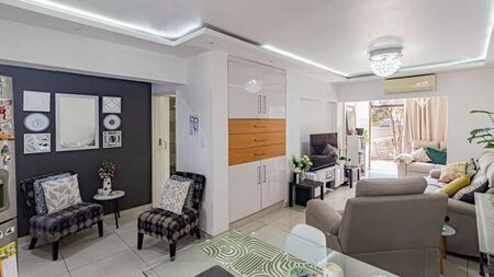 2 Bedroom apartment to rent in Paulshof, Sandton