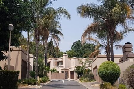 2 Bedroom Cluster in Radiokop