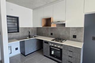 2 Bedroom Apartment in Waterkloof Ridge