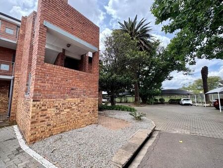 3 Bedroom Townhouse in Hatfield